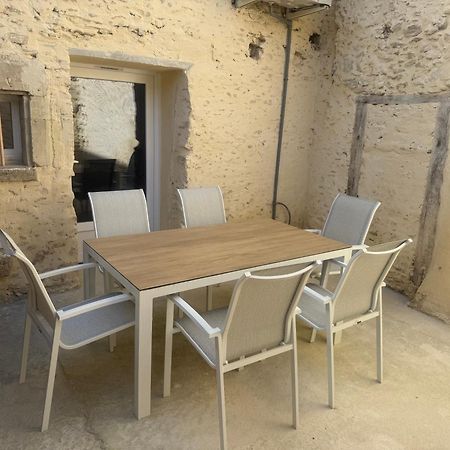 Appartement En Plein Coeur De Contres Le Controis-en-Sologne Exterior foto